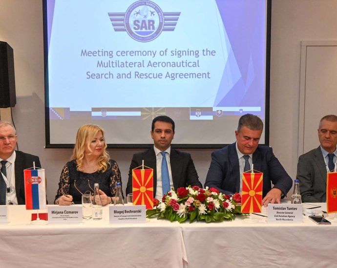 М-НАВ со присуство на потпишување на  Спогодбата  за потрага и спасување во областа на воздухопловството